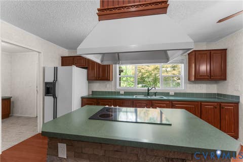 Tiny photo for 9174 Howardsville Road, Howardsville, VA 24562 (MLS # 2622390)