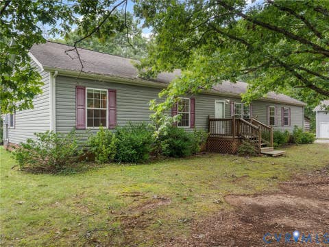 Tiny photo for 9174 Howardsville Road, Howardsville, VA 24562 (MLS # 2622390)