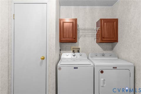 Tiny photo for 9174 Howardsville Road, Howardsville, VA 24562 (MLS # 2622390)