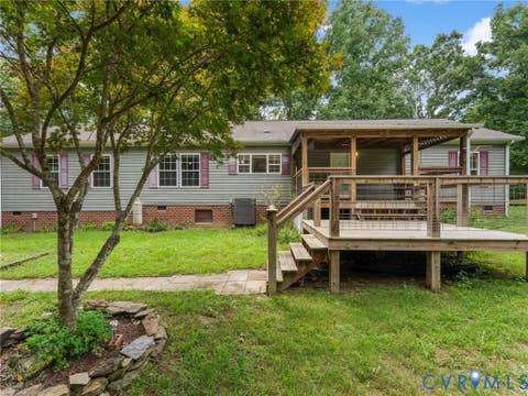 Tiny photo for 9174 Howardsville Road, Howardsville, VA 24562 (MLS # 2622390)