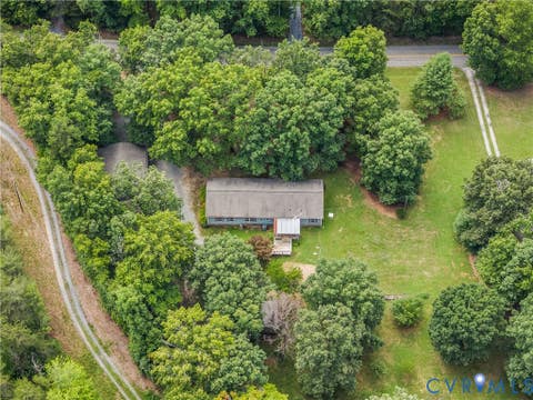 Tiny photo for 9174 Howardsville Road, Howardsville, VA 24562 (MLS # 2622390)