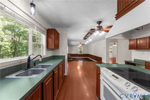 Tiny photo for 9174 Howardsville Road, Howardsville, VA 24562 (MLS # 2622390)