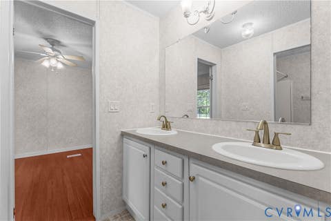 Tiny photo for 9174 Howardsville Road, Howardsville, VA 24562 (MLS # 2622390)