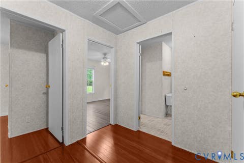 Tiny photo for 9174 Howardsville Road, Howardsville, VA 24562 (MLS # 2622390)