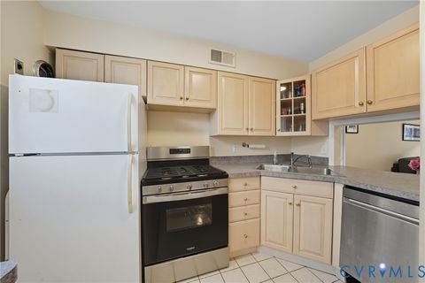 Tiny photo for 403 N Hamilton Street #J, Richmond, VA 23221 (MLS # 2527725)