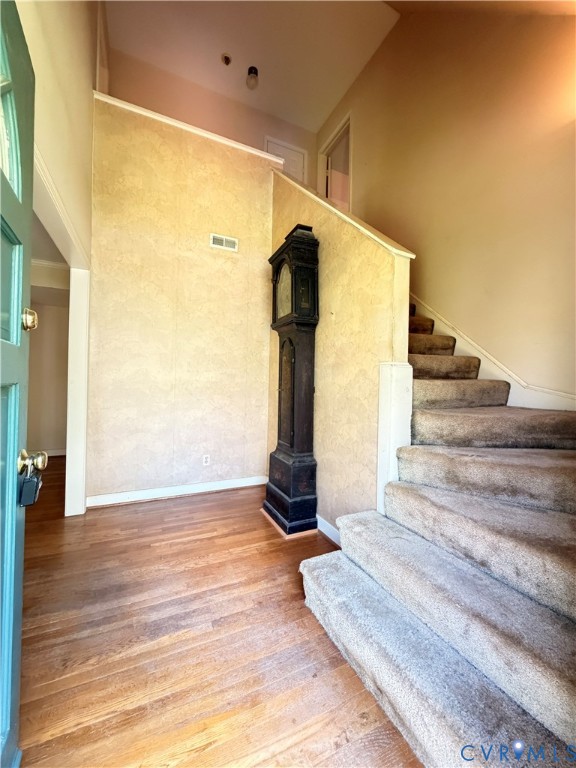 6701 Greenvale Drive