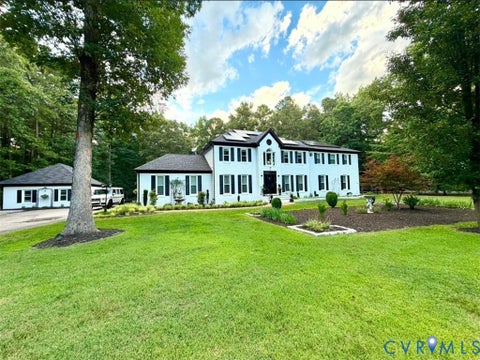 Photo of 13720 Brandy Oaks Drive, Chesterfield, VA 23832 (MLS # 2616904)