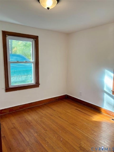 Tiny photo for 4647 Poorhouse Road, Victoria, VA 23974 (MLS # 2628330)