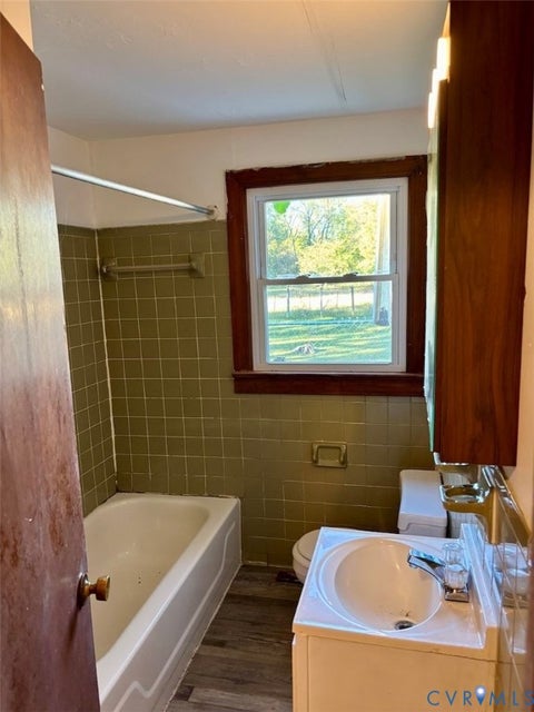 Tiny photo for 4647 Poorhouse Road, Victoria, VA 23974 (MLS # 2628330)