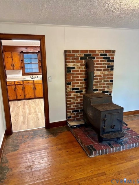 Tiny photo for 4647 Poorhouse Road, Victoria, VA 23974 (MLS # 2628330)