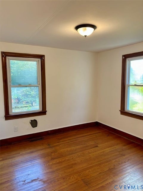 Tiny photo for 4647 Poorhouse Road, Victoria, VA 23974 (MLS # 2628330)