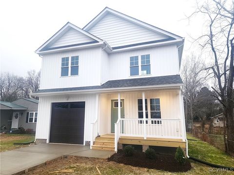 A home in Colonial Heights