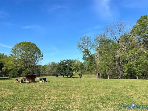 Tiny photo for 220 Vinita Circle, Richmond, VA 23238 (MLS # 2609237)