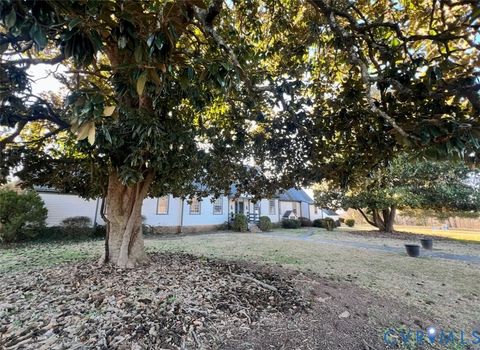 Tiny photo for 220 Vinita Circle, Richmond, VA 23238 (MLS # 2609237)