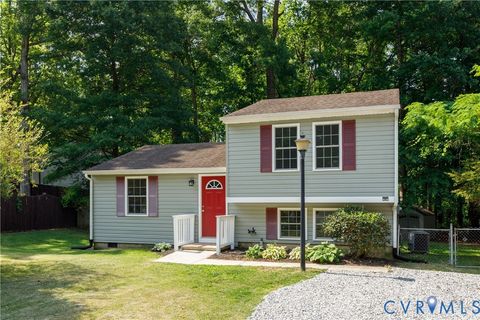 Tiny photo for 3404 Hollow Wood Court, Midlothian, VA 23832 (MLS # 2613610)