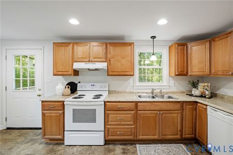 Tiny photo for 3404 Hollow Wood Court, Midlothian, VA 23832 (MLS # 2613610)