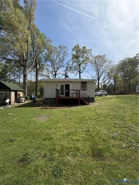 Tiny photo for 4806 Cox Road, Wilsons, VA 23894 (MLS # 2608263)