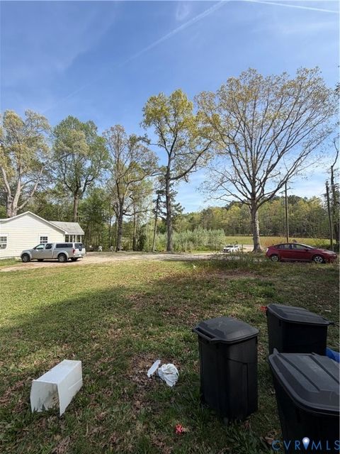 Tiny photo for 4806 Cox Road, Wilsons, VA 23894 (MLS # 2608263)