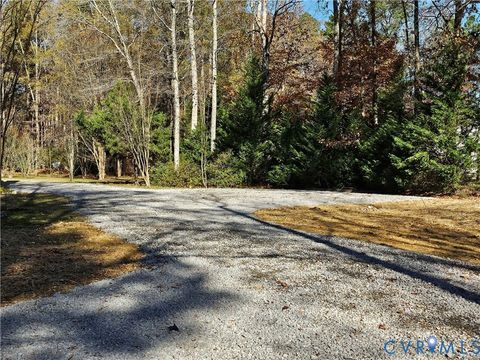 Tiny photo for 5062 Ruffin Road, Prince George, VA 23875 (MLS # 2531558)