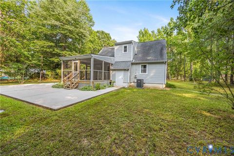 Tiny photo for 5062 Ruffin Road, Prince George, VA 23875 (MLS # 2531558)