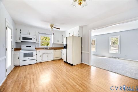 Tiny photo for 5062 Ruffin Road, Prince George, VA 23875 (MLS # 2531558)