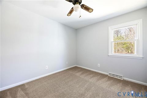 Tiny photo for 5062 Ruffin Road, Prince George, VA 23875 (MLS # 2531558)