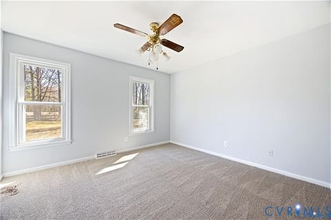 Tiny photo for 5062 Ruffin Road, Prince George, VA 23875 (MLS # 2531558)