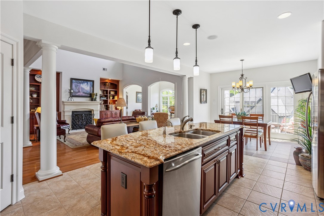 Midlothian, Virginia 23113, United States, 5 Bedrooms Bedrooms, ,5 BathroomsBathrooms,Residential,Active,183923