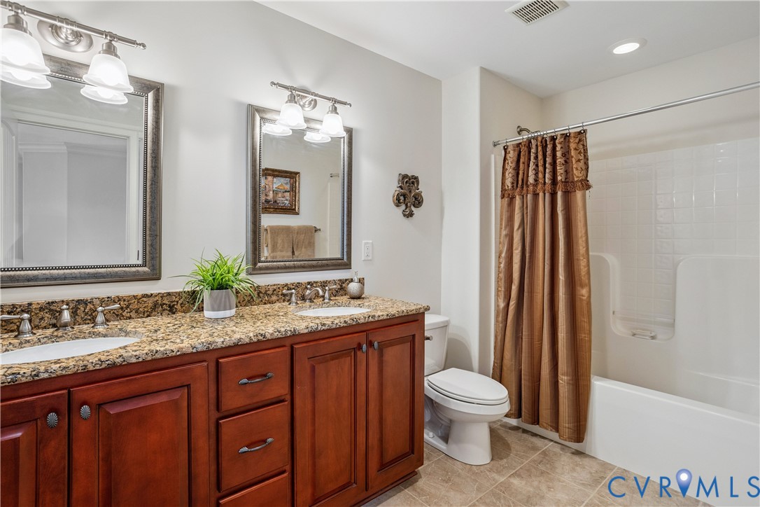 Midlothian, Virginia 23113, United States, 5 Bedrooms Bedrooms, ,5 BathroomsBathrooms,Residential,Active,183923