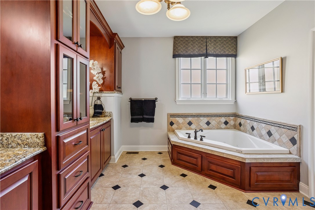 Midlothian, Virginia 23113, United States, 5 Bedrooms Bedrooms, ,5 BathroomsBathrooms,Residential,Active,183923