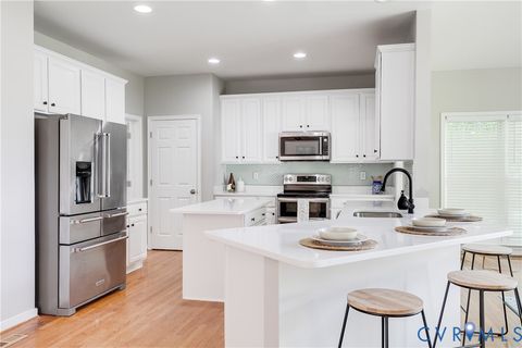 Tiny photo for 5615 Barnsley Place, Henrico, VA 23059 (MLS # 2610935)