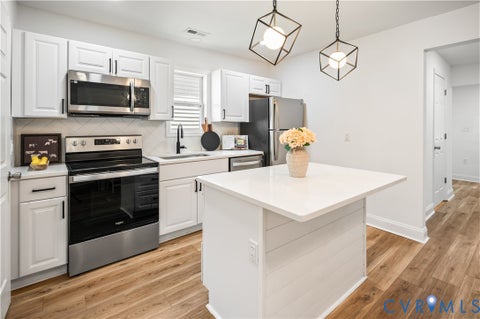 Tiny photo for 435 Stafford Street, Lynchburg, VA 24501 (MLS # 2621600)