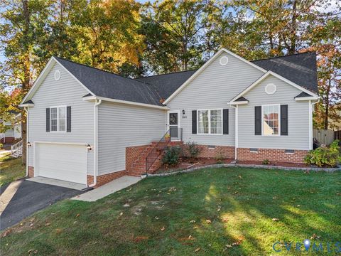 Photo of 7920 Featherchase Court, Chesterfield, VA 23832 (MLS # 2529772)