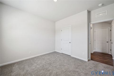 Tiny photo for 7611 Patriots Way, Gloucester, VA 23061 (MLS # 2605326)