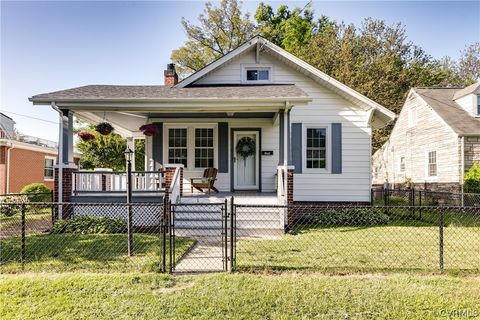 Single Family Residence in Henrico VA 2209 Oakwood Lane.jpg