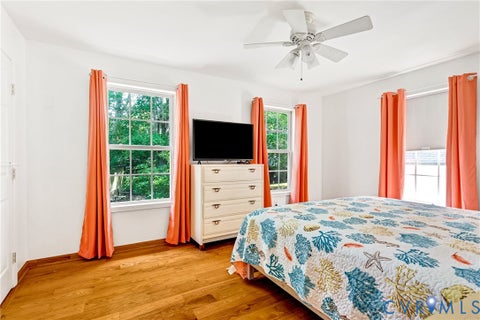 Tiny photo for 233 Washington Street, Reedville, VA 22503 (MLS # 2622161)