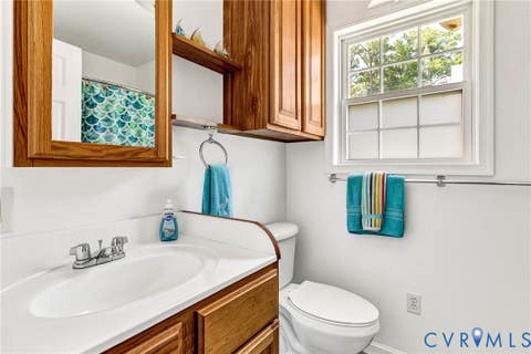 Tiny photo for 233 Washington Street, Reedville, VA 22503 (MLS # 2622161)