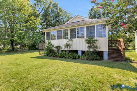 Tiny photo for 233 Washington Street, Reedville, VA 22503 (MLS # 2622161)