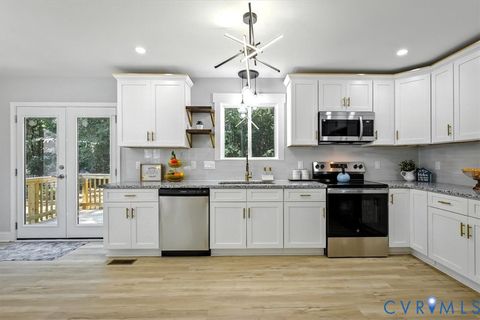 Tiny photo for 300 Green Acres Avenue, Richmond, VA 23224 (MLS # 2605423)