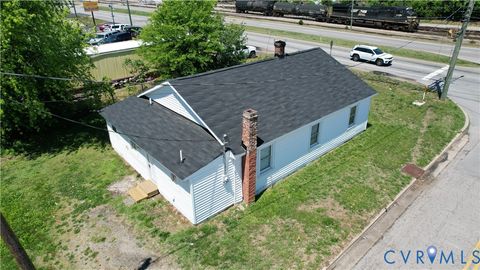 Tiny photo for 1414 E Washington Street, Petersburg, VA 23803 (MLS # 2612794)