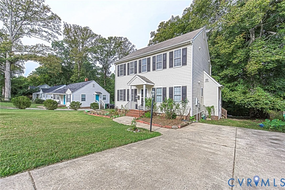 2408 Swartwout Avenue