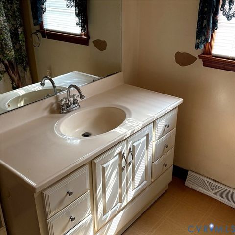 Tiny photo for 85 Frenchs Store Road, Cumberland, VA 23040 (MLS # 2618788)