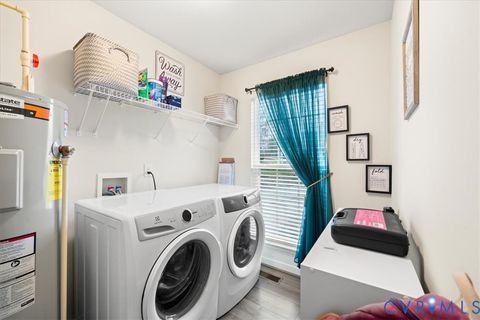 Tiny photo for 4307 Twisted Oak Drive, Colonial Heights, VA 23834 (MLS # 2604858)