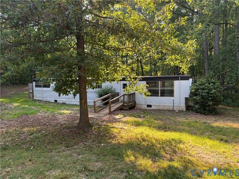 Tiny photo for 2797 Oakland Road, Louisa, VA 23093 (MLS # 2613638)
