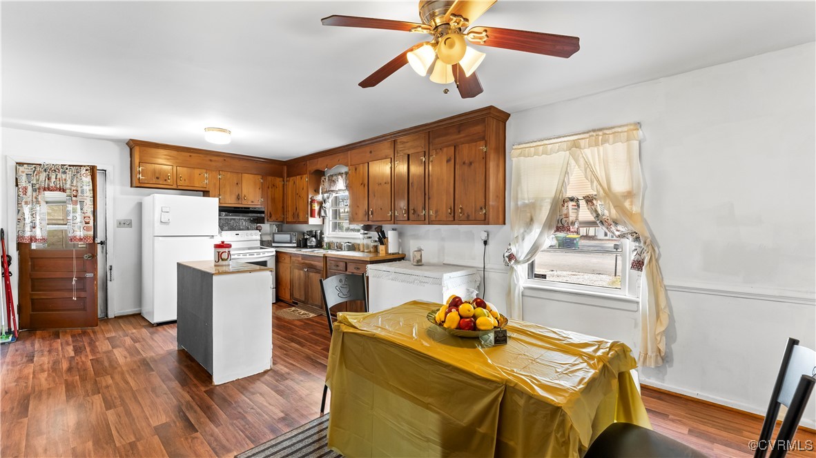 Hopewell, Virginia 23860, United States, 3 Bedrooms Bedrooms, ,2 BathroomsBathrooms,Residential,Active,95547