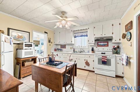 Tiny photo for 1700 Locust Grove Road, Topping, VA 23169 (MLS # 2622126)
