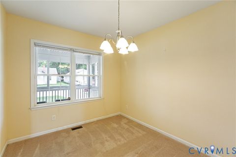 Tiny photo for 257 Pocahontas Place, Hampton, VA 23661 (MLS # 2618101)