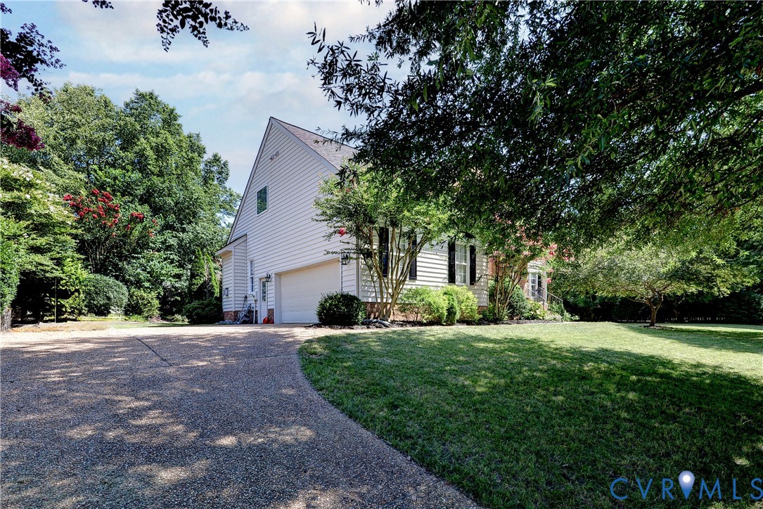 3908 Bournemouth Bend