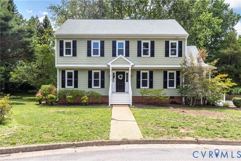Photo of 2505 Welrose Court, Midlothian, VA 23113 (MLS # 2617533)