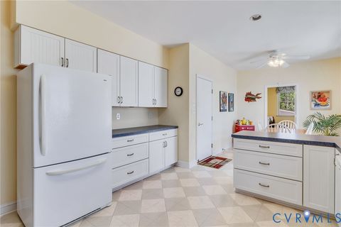 Tiny photo for 185 Marlin Place Pl, Wicomico Church, VA 22473 (MLS # 2609536)